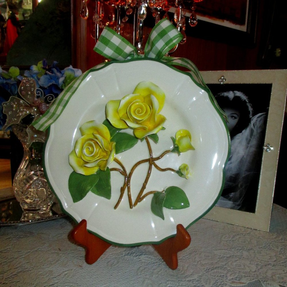 Rose Decorative Hanging Wall Plate